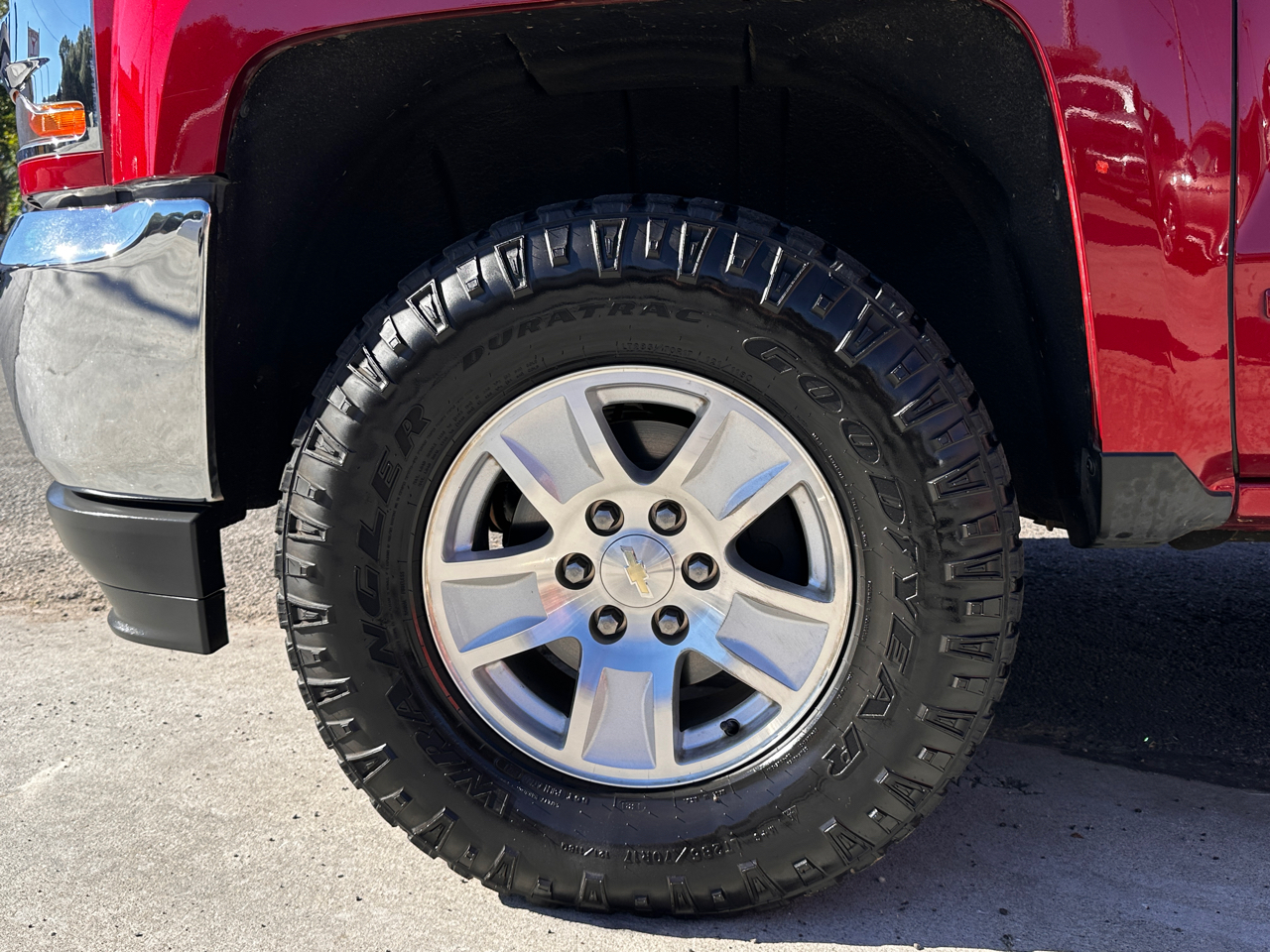 Chevrolet Silverado 1500 4WD Crew Cab 143.5" LT w/1LT 2018