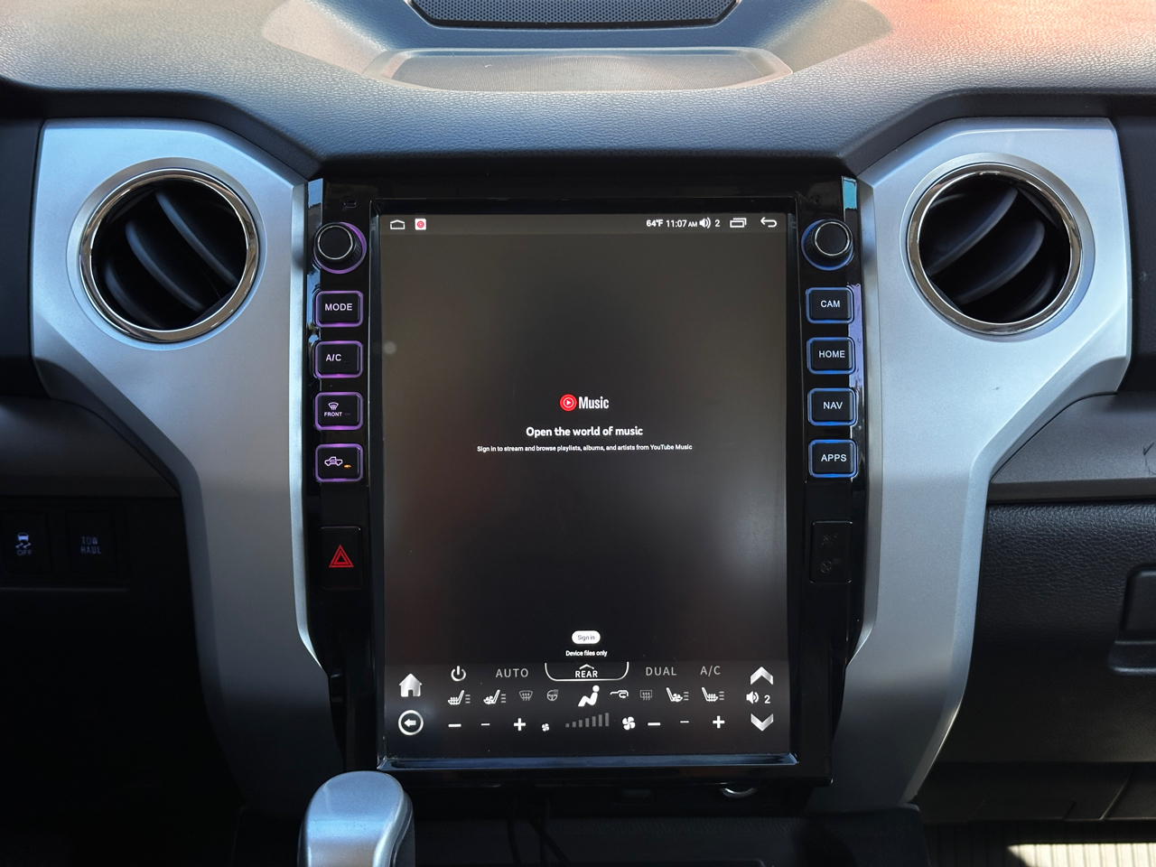 Toyota Tundra 2WD Truck CrewMax 5.7L V8 6-Spd AT SR5 (Natl) 2014