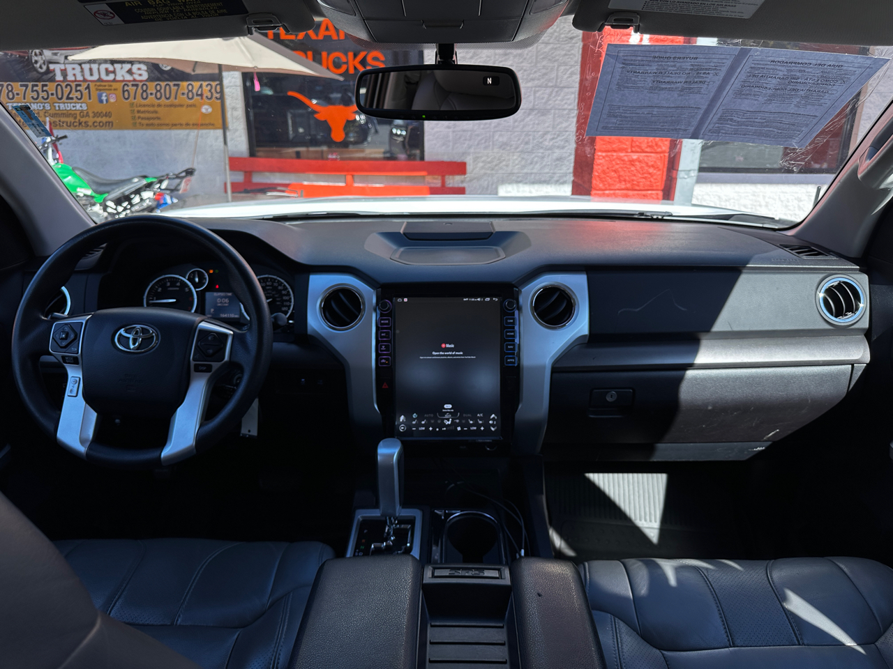 Toyota Tundra 2WD Truck CrewMax 5.7L V8 6-Spd AT SR5 (Natl) 2014