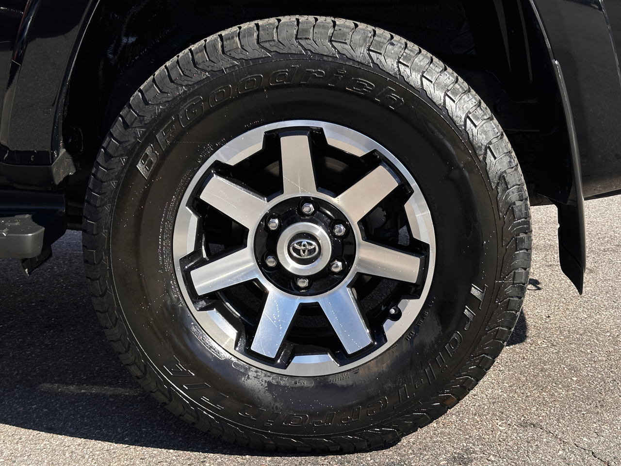 Toyota 4Runner TRD Off Road Premium 4WD (Natl) 2020