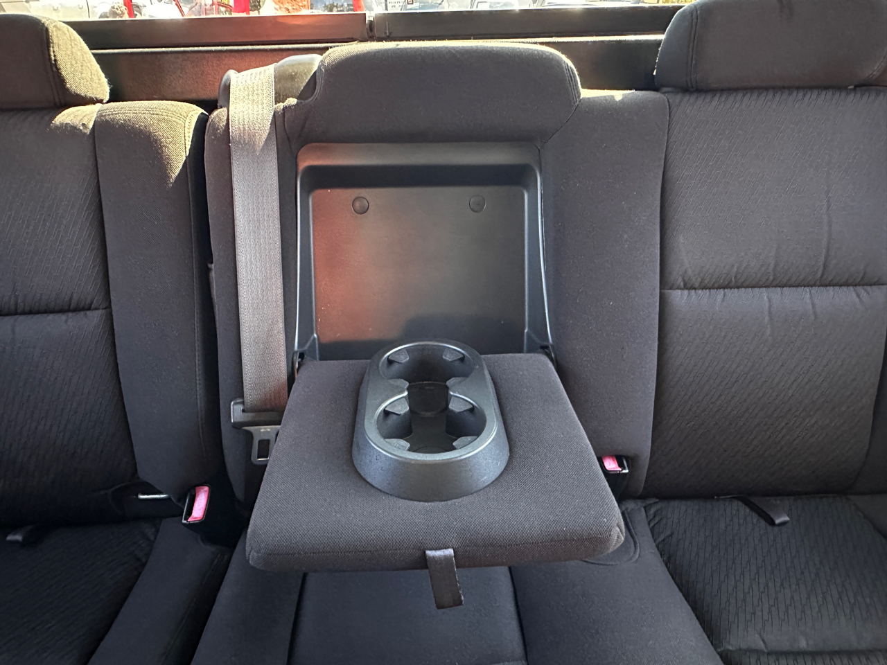 Chevrolet Avalanche 2WD Crew Cab LS 2010