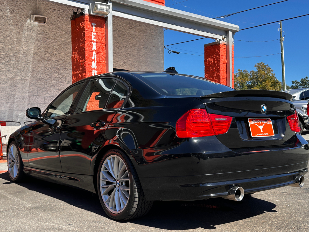 BMW 3 Series 4dr Sdn 335i RWD 2010