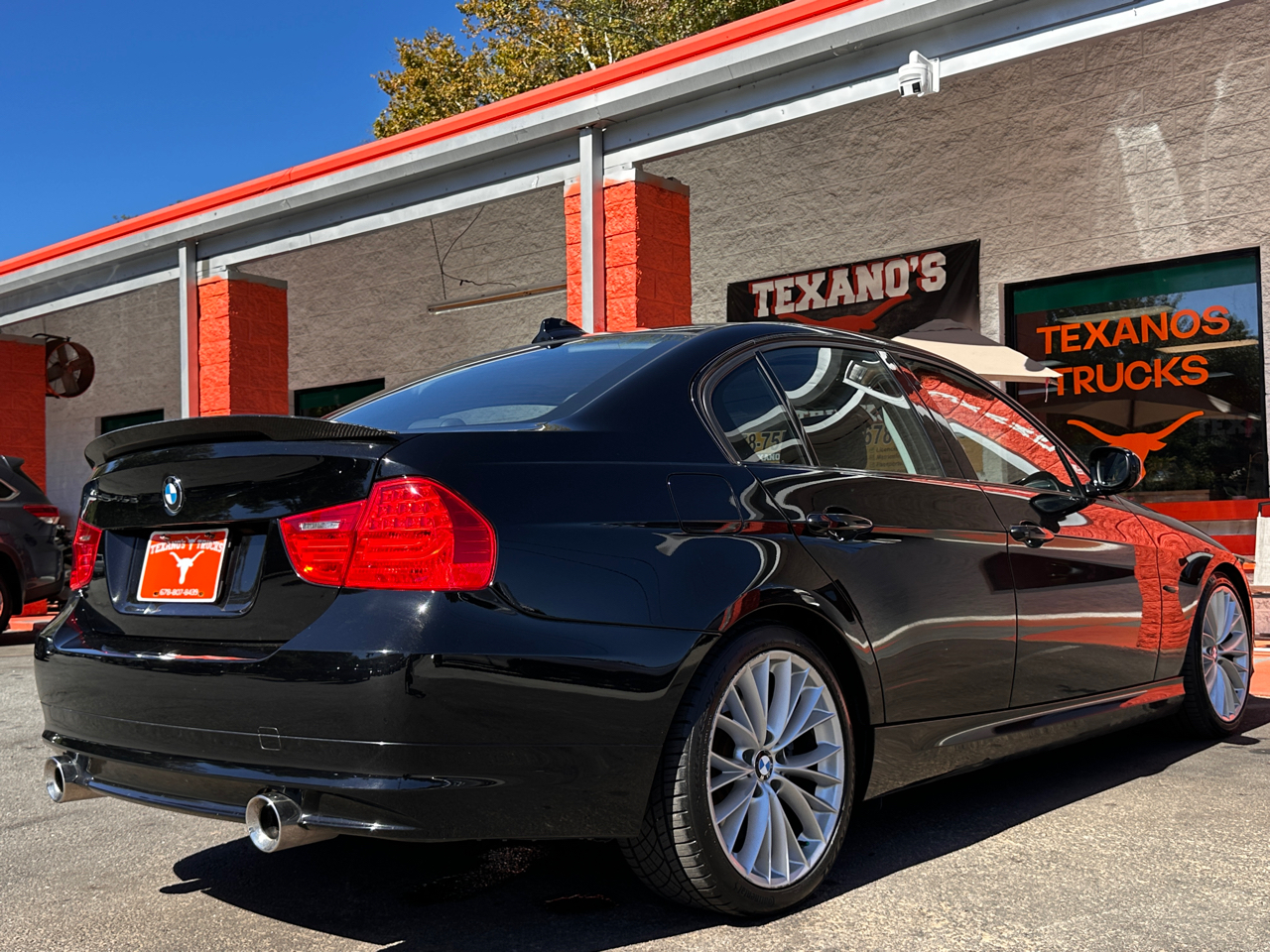 BMW 3 Series 4dr Sdn 335i RWD 2010