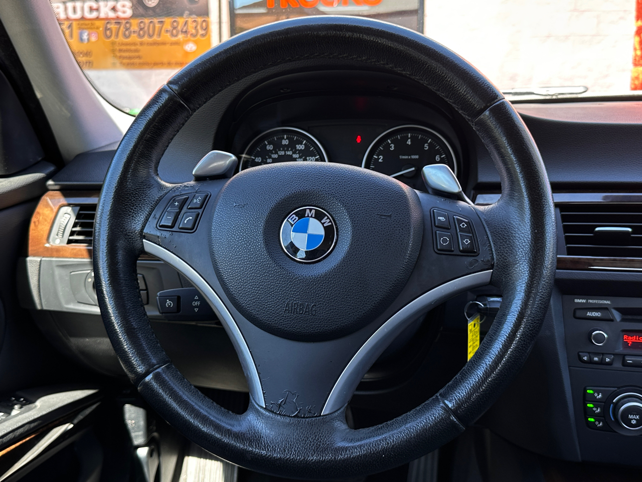 BMW 3 Series 4dr Sdn 335i RWD 2010