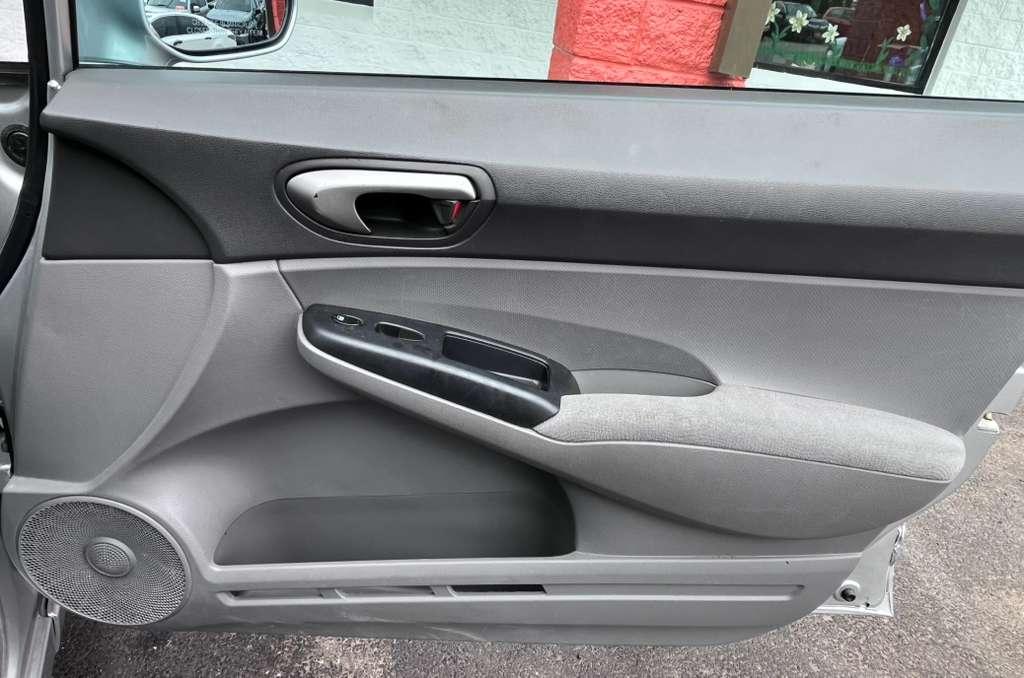 Honda Civic Sdn 4dr Man LX 2008