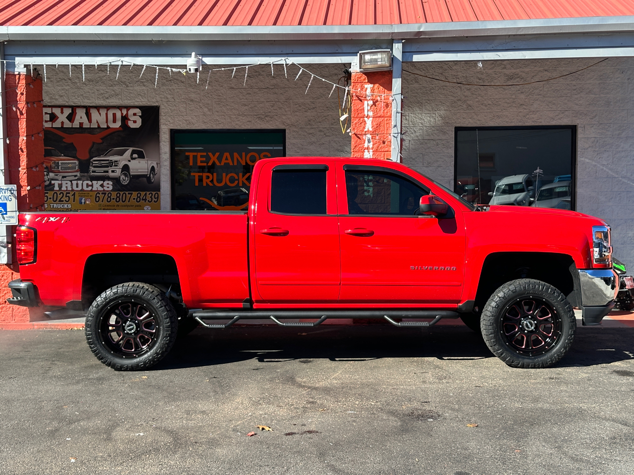 Chevrolet Silverado 1500 4WD Double Cab 143.5" LT w/1LT 2018