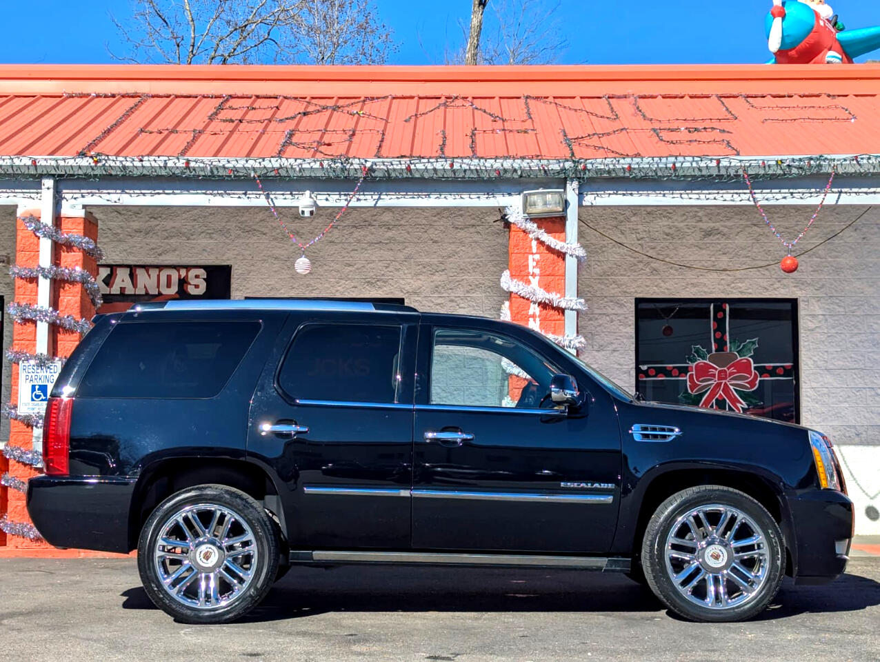 Cadillac Escalade AWD 4dr Platinum Edition 2012