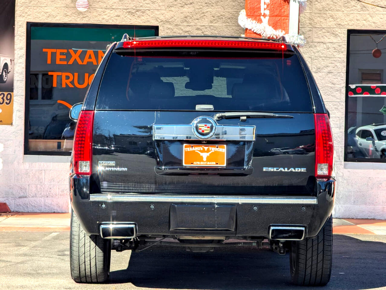 Cadillac Escalade AWD 4dr Platinum Edition 2012