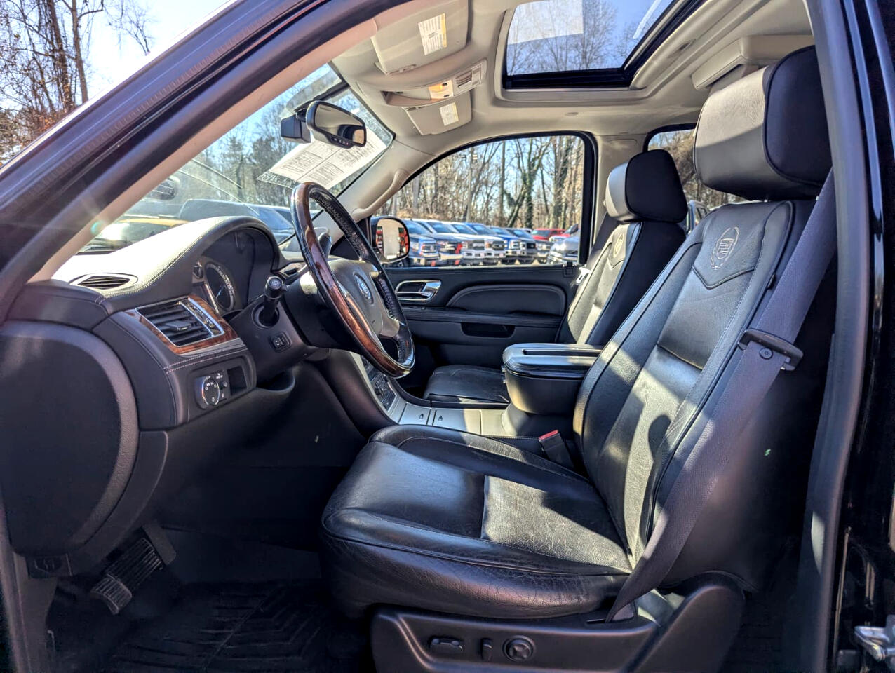 Cadillac Escalade AWD 4dr Platinum Edition 2012