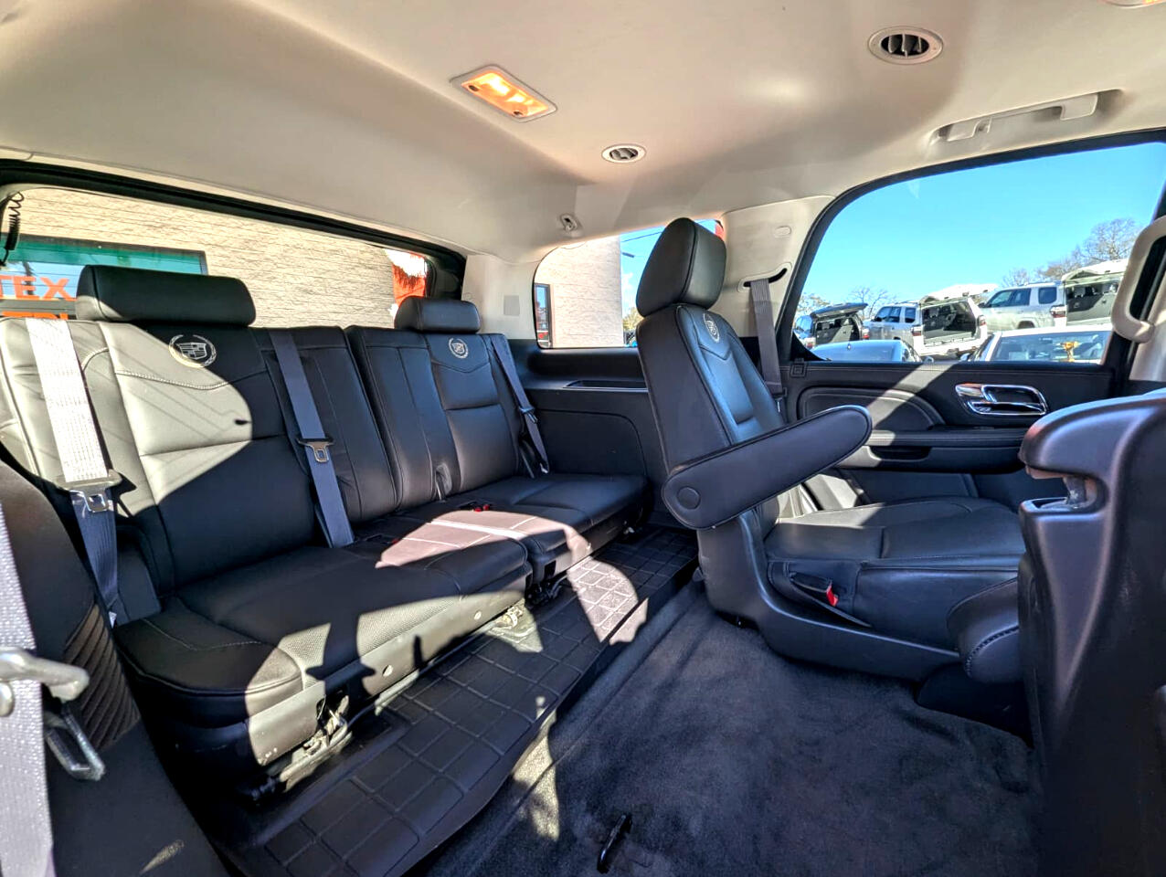 Cadillac Escalade AWD 4dr Platinum Edition 2012