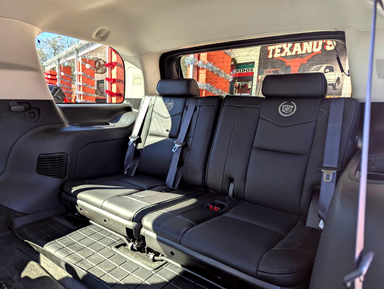 Cadillac Escalade AWD 4dr Platinum Edition 2012