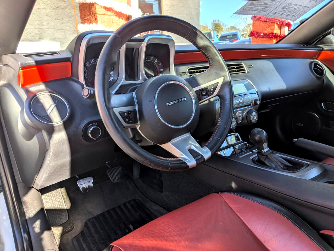 Chevrolet Camaro 2dr Cpe 2SS 2011