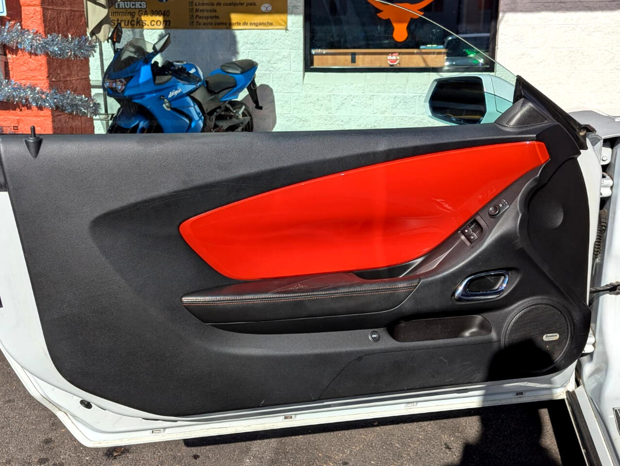 Chevrolet Camaro 2dr Cpe 2SS 2011