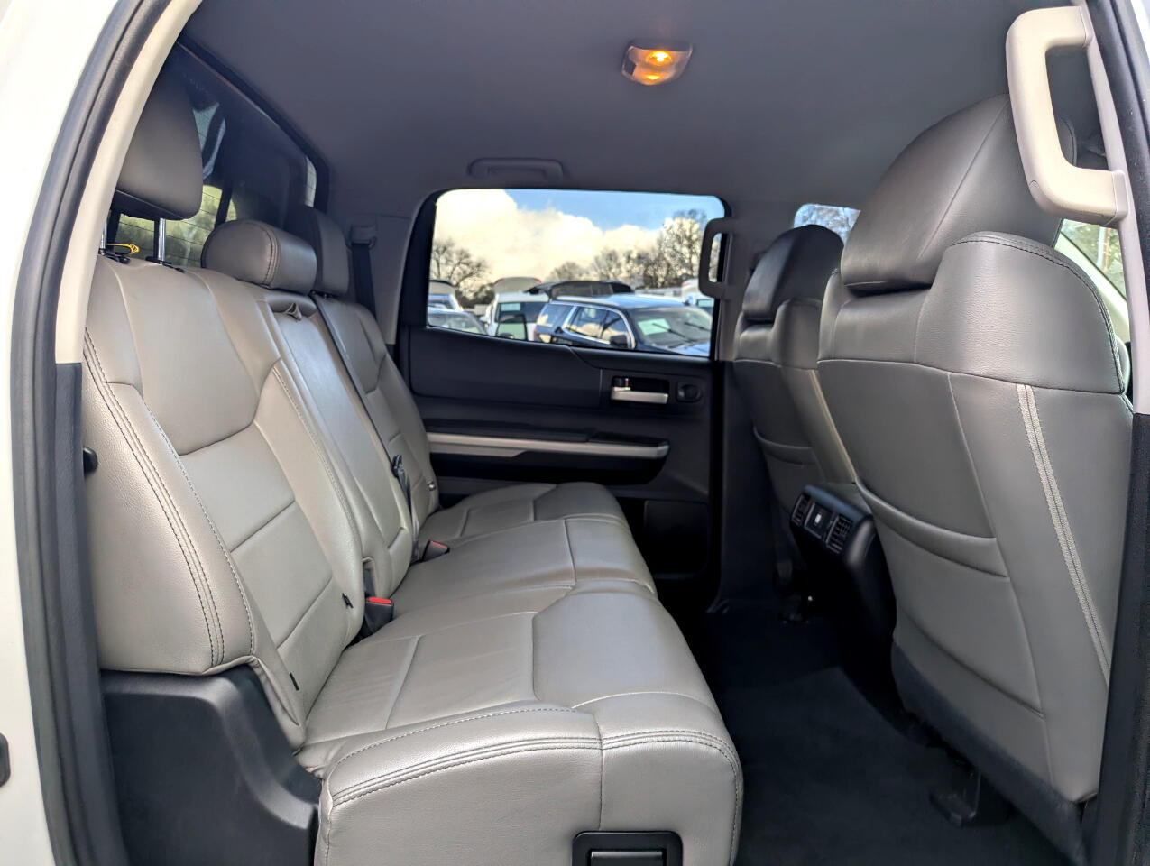 Toyota Tundra 4WD SR5 CrewMax 5.5' Bed 5.7L FFV (Natl) 2019