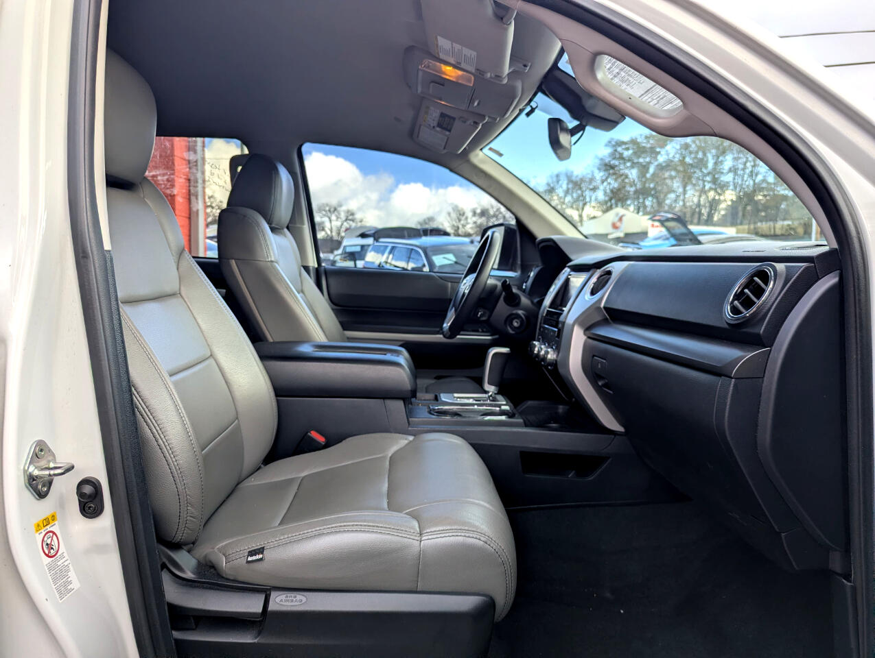 Toyota Tundra 4WD SR5 CrewMax 5.5' Bed 5.7L FFV (Natl) 2019