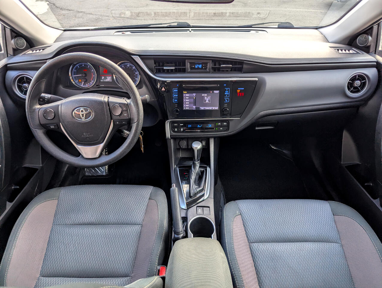 Toyota Corolla XLE CVT (Natl) 2019