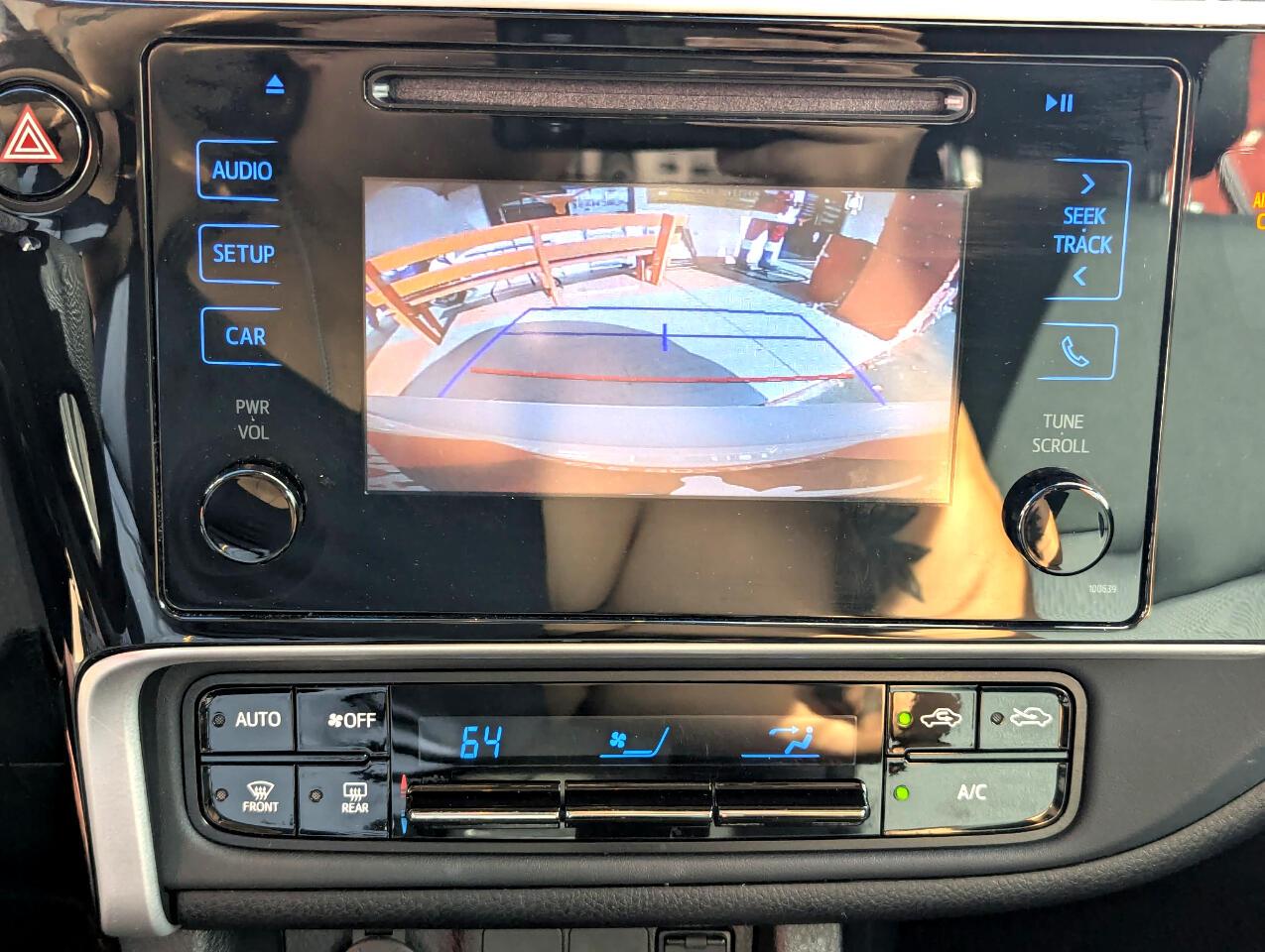 Toyota Corolla XLE CVT (Natl) 2019