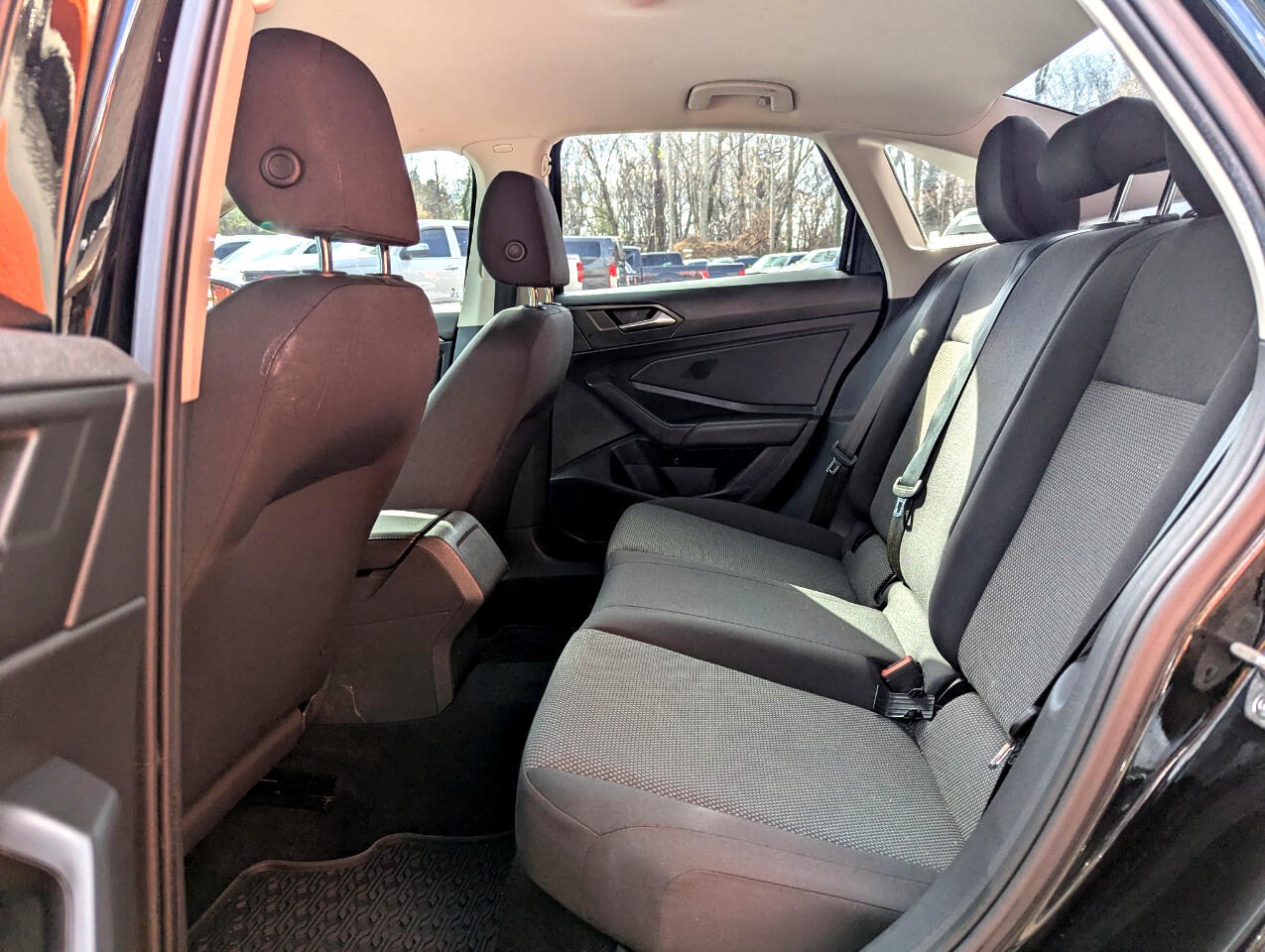 Volkswagen Jetta R-Line Auto w/SULEV 2020