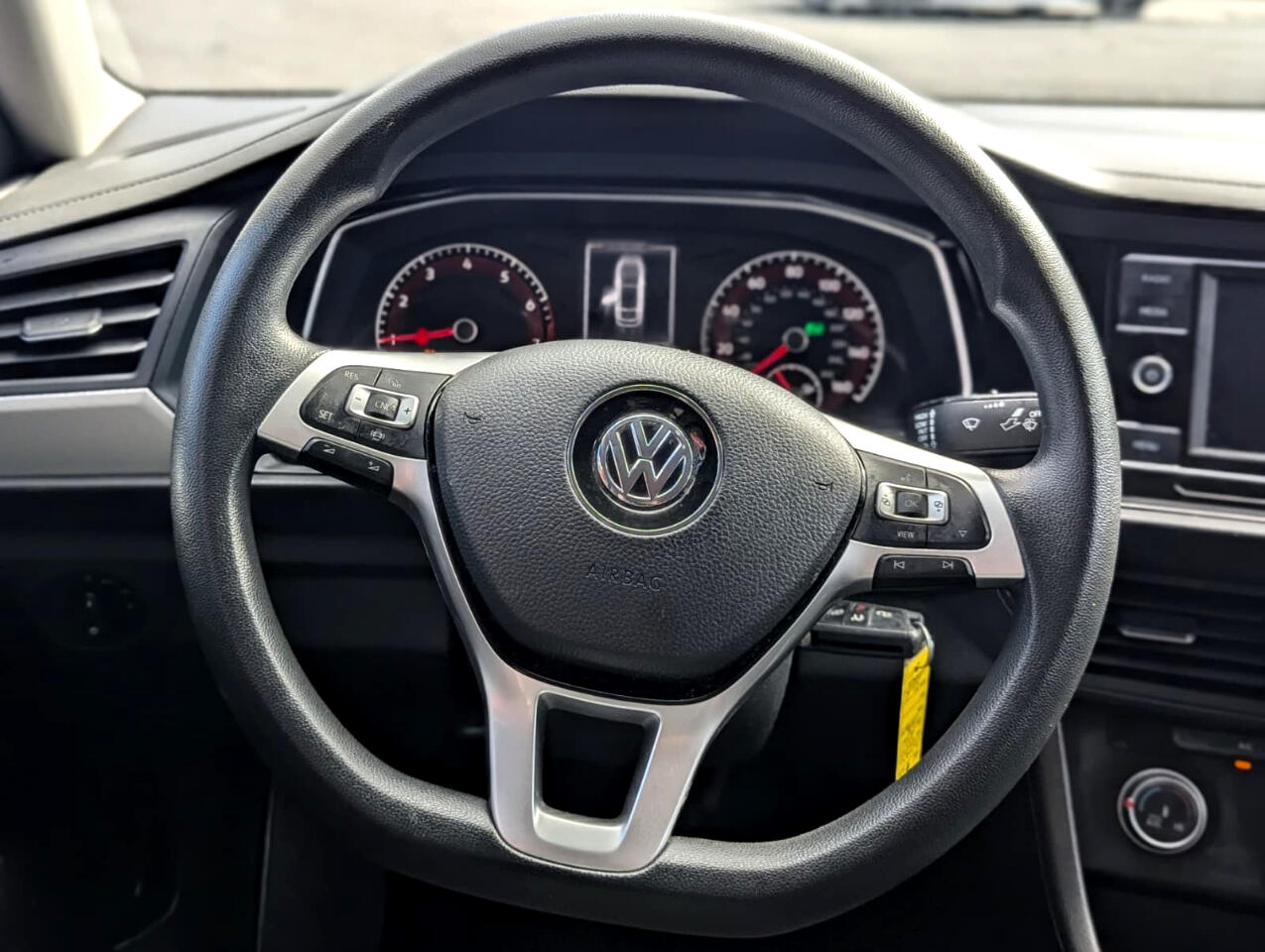 Volkswagen Jetta R-Line Auto w/SULEV 2020