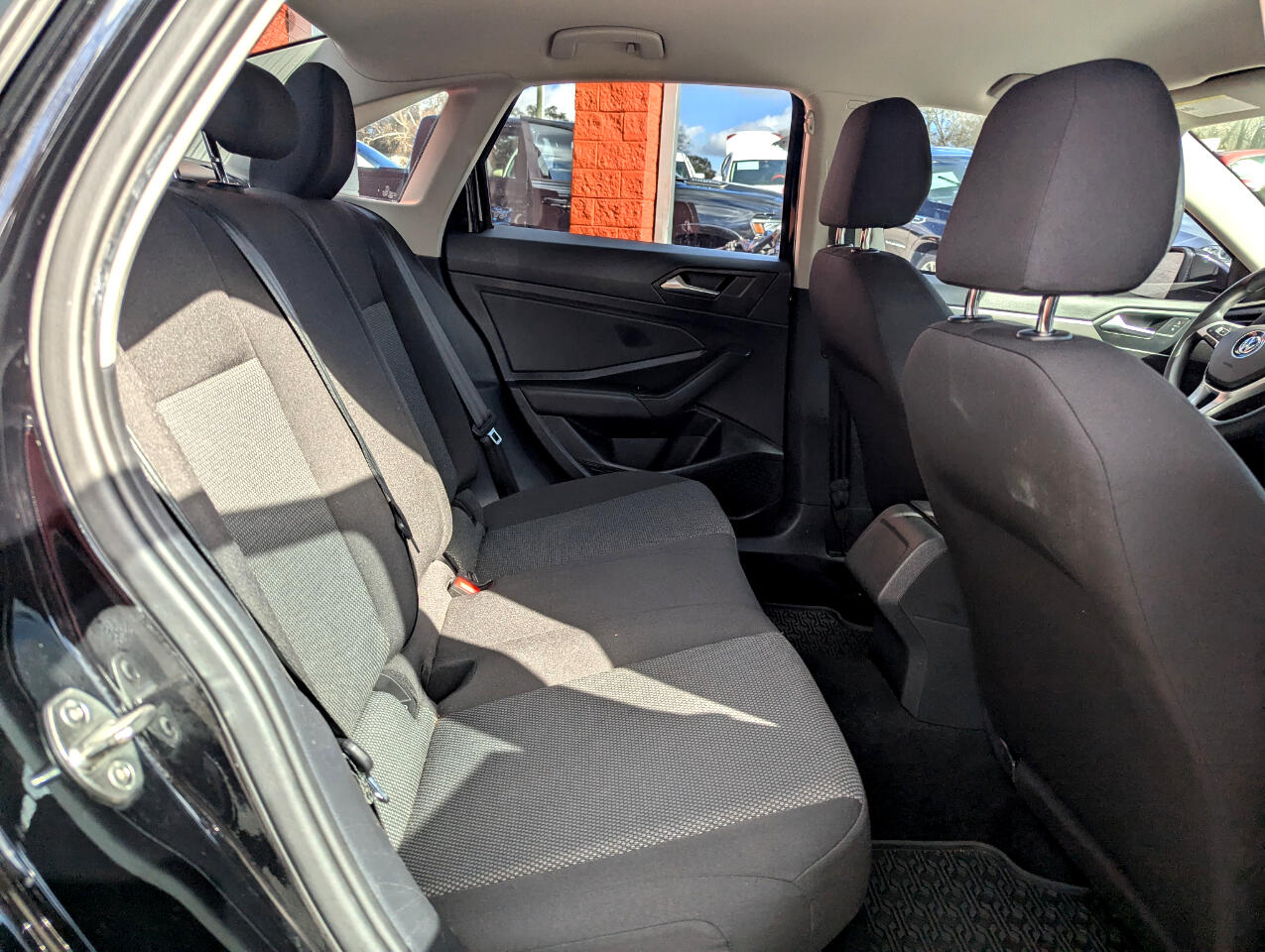 Volkswagen Jetta R-Line Auto w/SULEV 2020