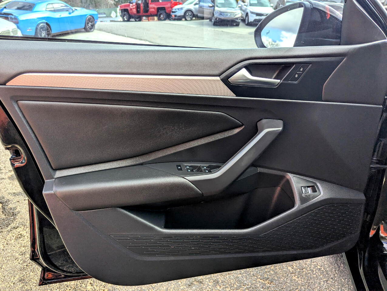 Volkswagen Jetta R-Line Auto w/SULEV 2020