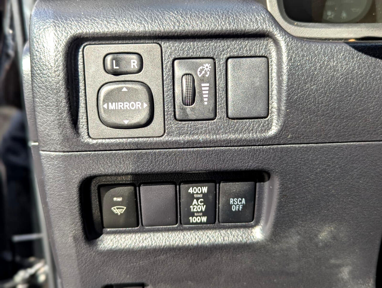 Toyota 4Runner 4WD 4dr V6 Limited (Natl) 2013