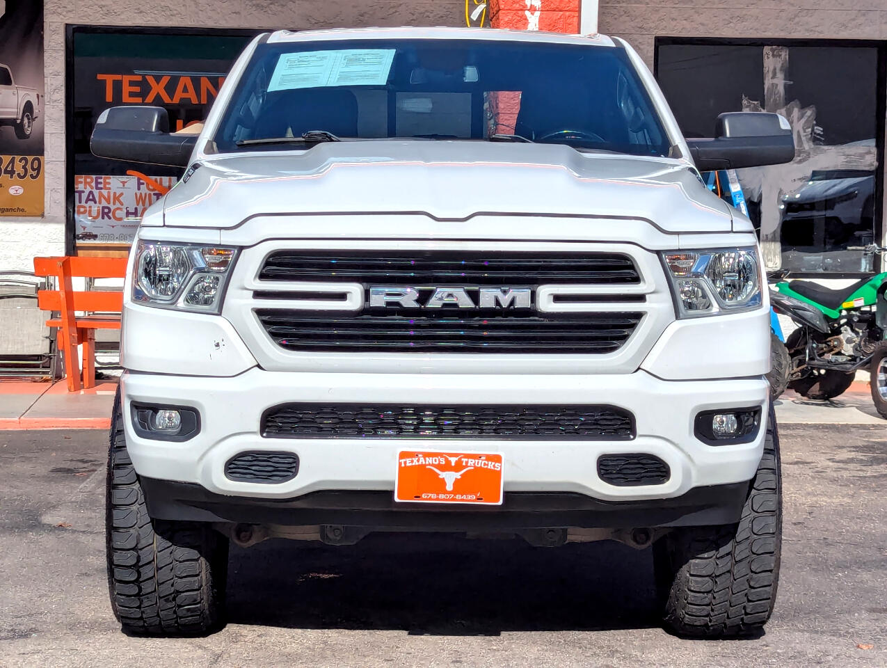 RAM 1500 Big Horn/Lone Star 4x4 Crew Cab 5'7" Box 2019