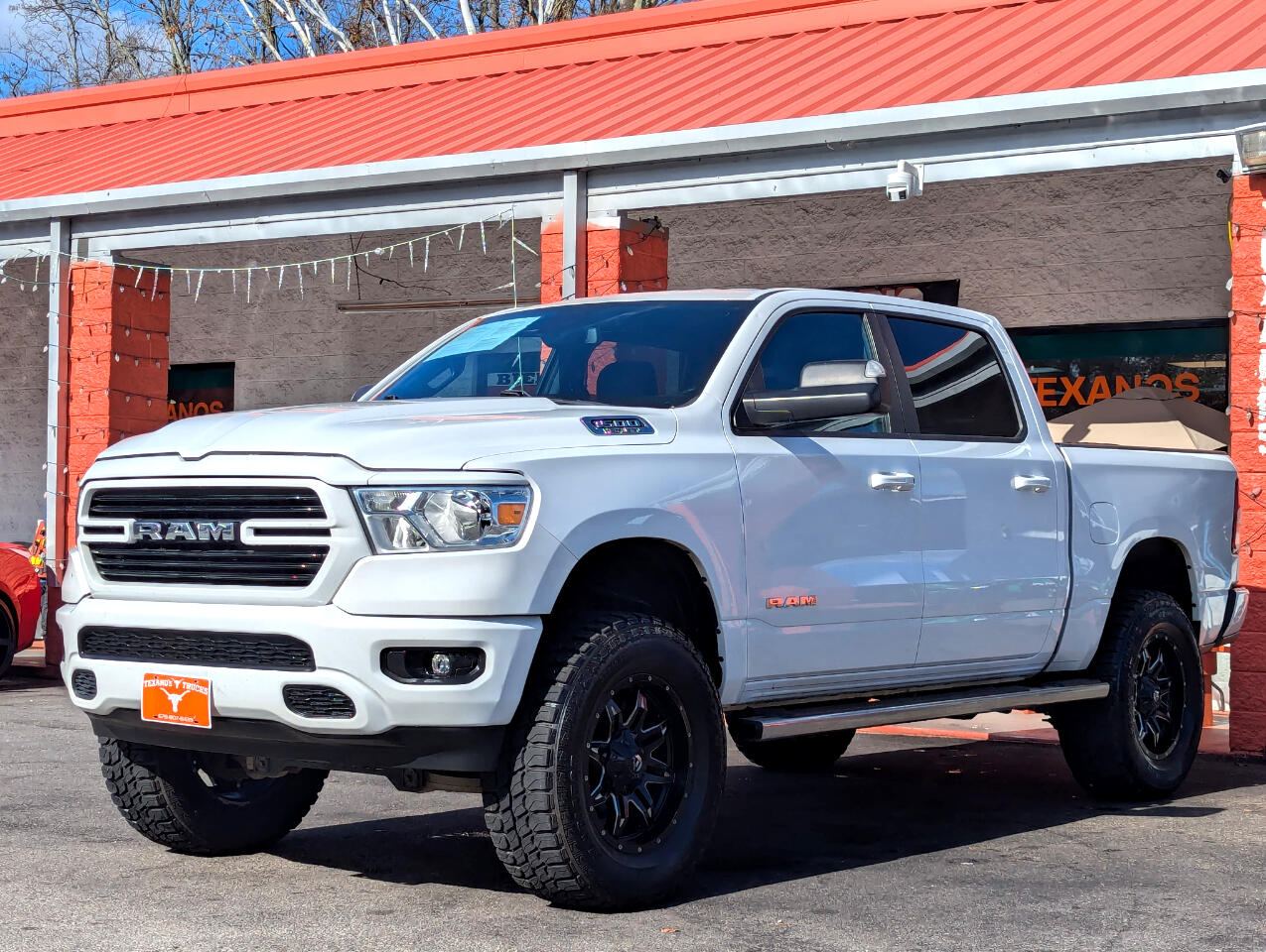 RAM 1500 Big Horn/Lone Star 4x4 Crew Cab 5'7" Box 2019