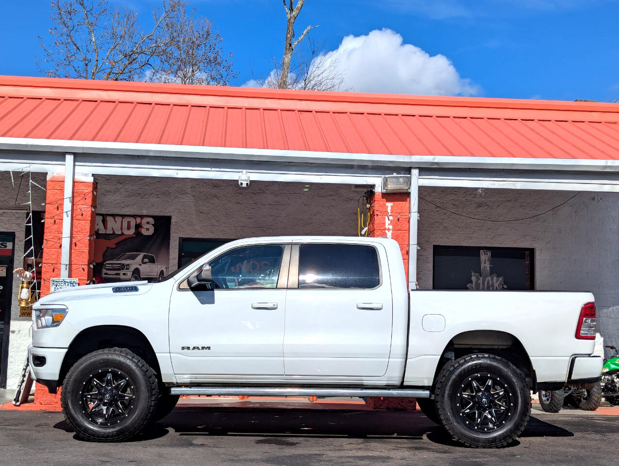 RAM 1500 Big Horn/Lone Star 4x4 Crew Cab 5'7" Box 2019