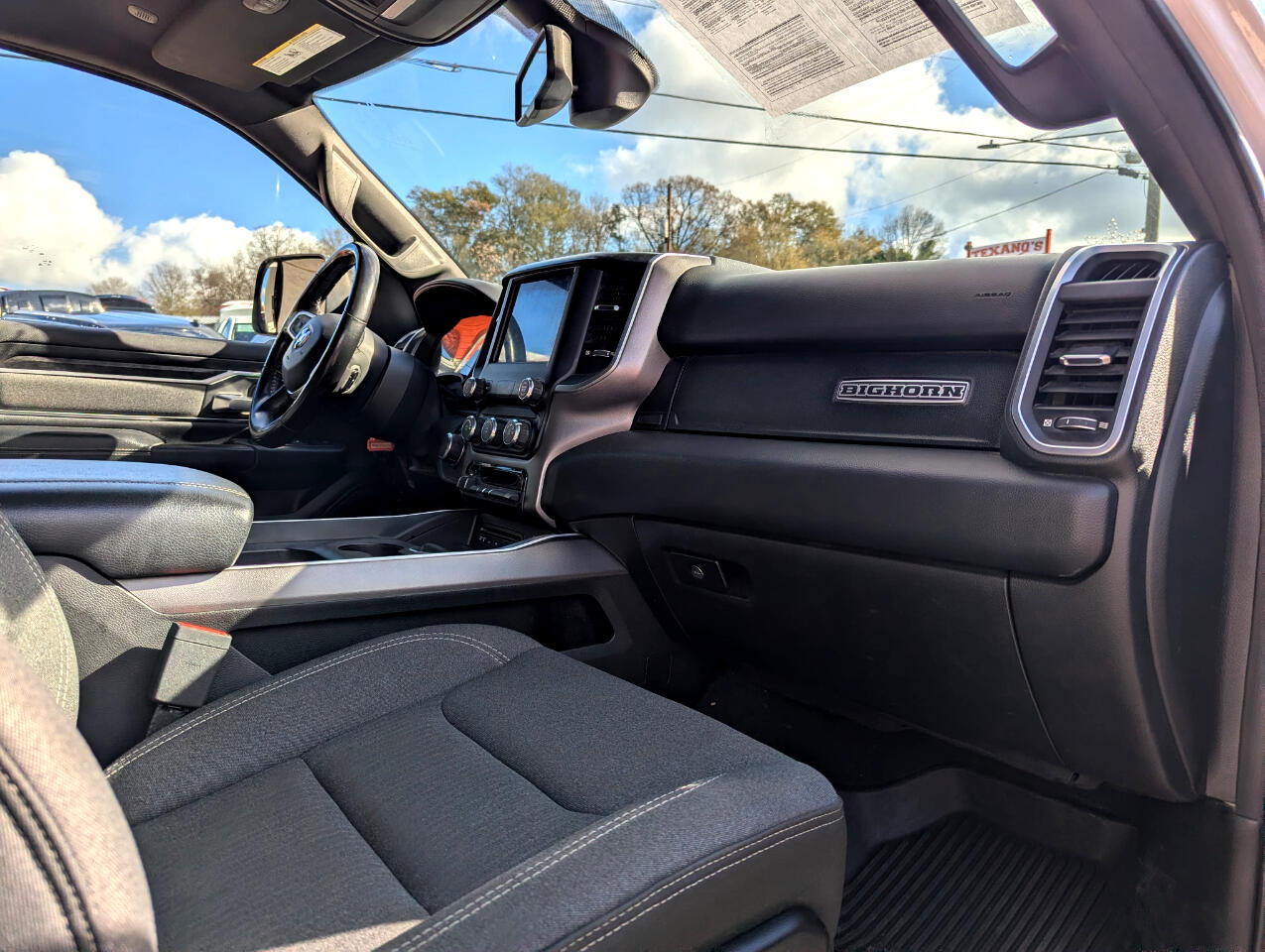 RAM 1500 Big Horn/Lone Star 4x4 Crew Cab 5'7" Box 2019