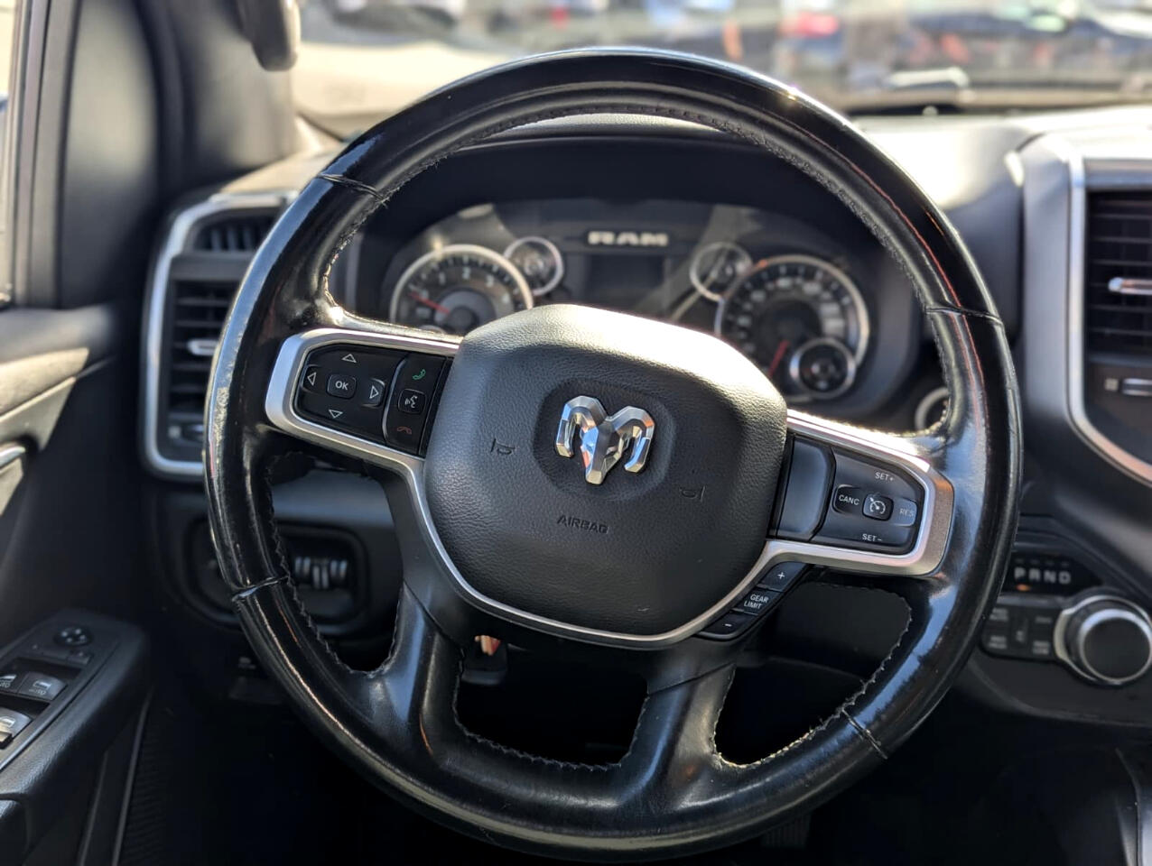 RAM 1500 Big Horn/Lone Star 4x4 Crew Cab 5'7" Box 2019