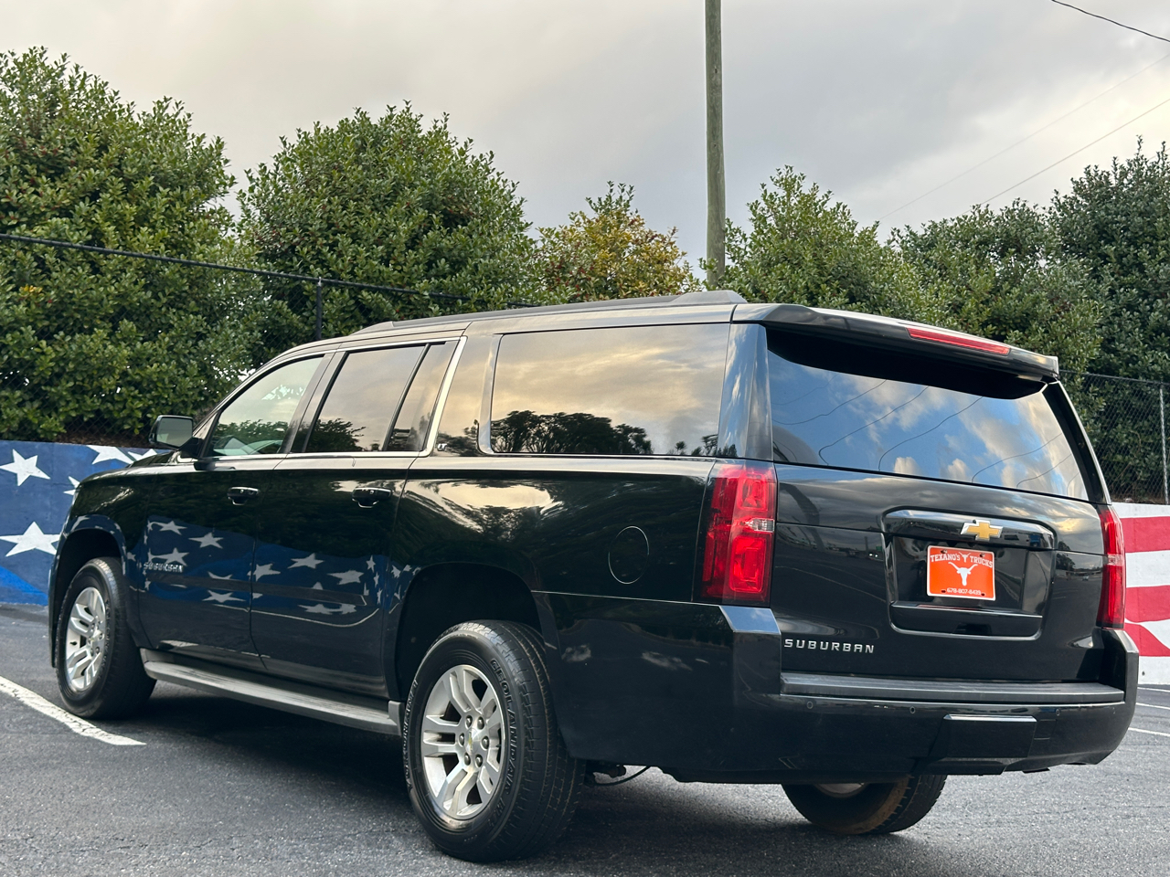 Chevrolet Suburban 4WD 4dr LT 2015