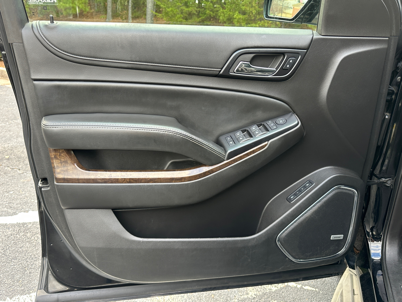 Chevrolet Suburban 4WD 4dr LT 2015