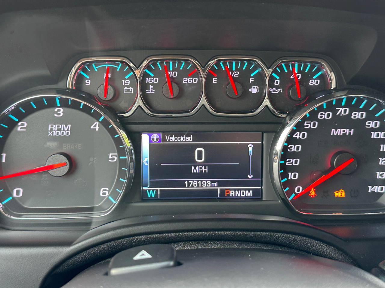 Chevrolet Suburban 4WD 4dr LT 2015