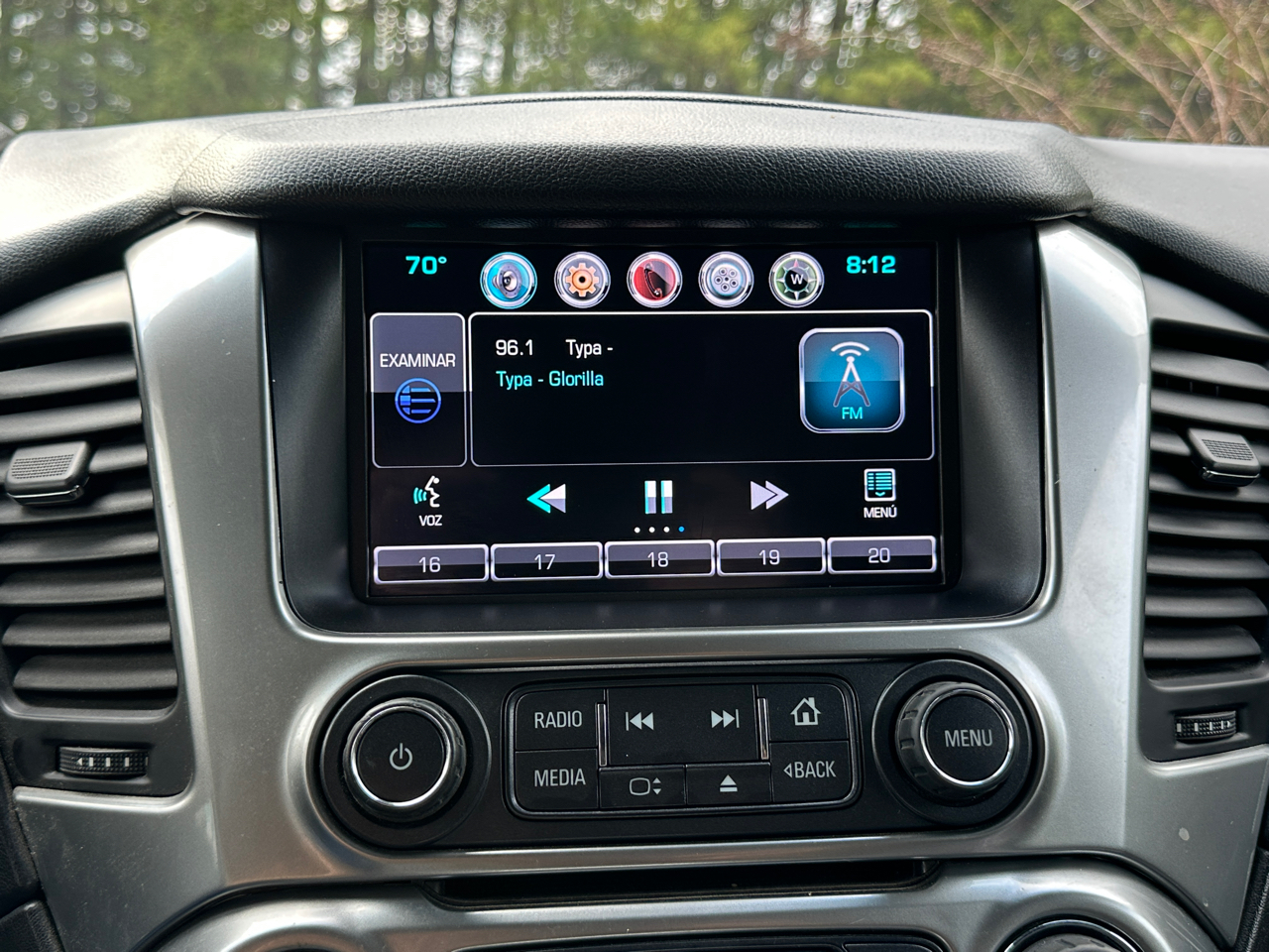 Chevrolet Suburban 4WD 4dr LT 2015