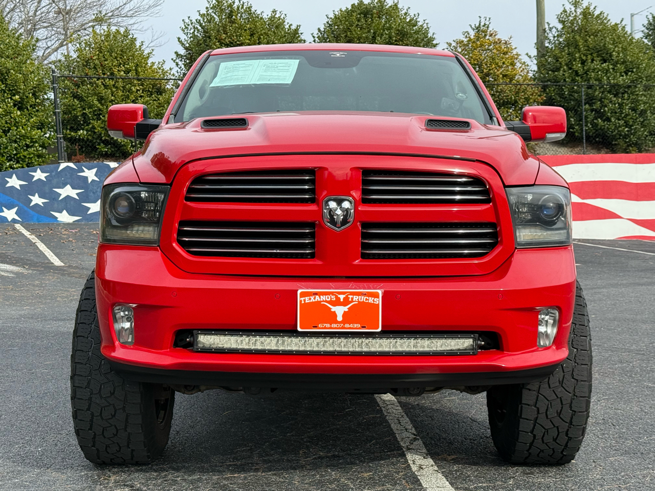 RAM 1500 4WD Crew Cab 140.5" Sport 2015