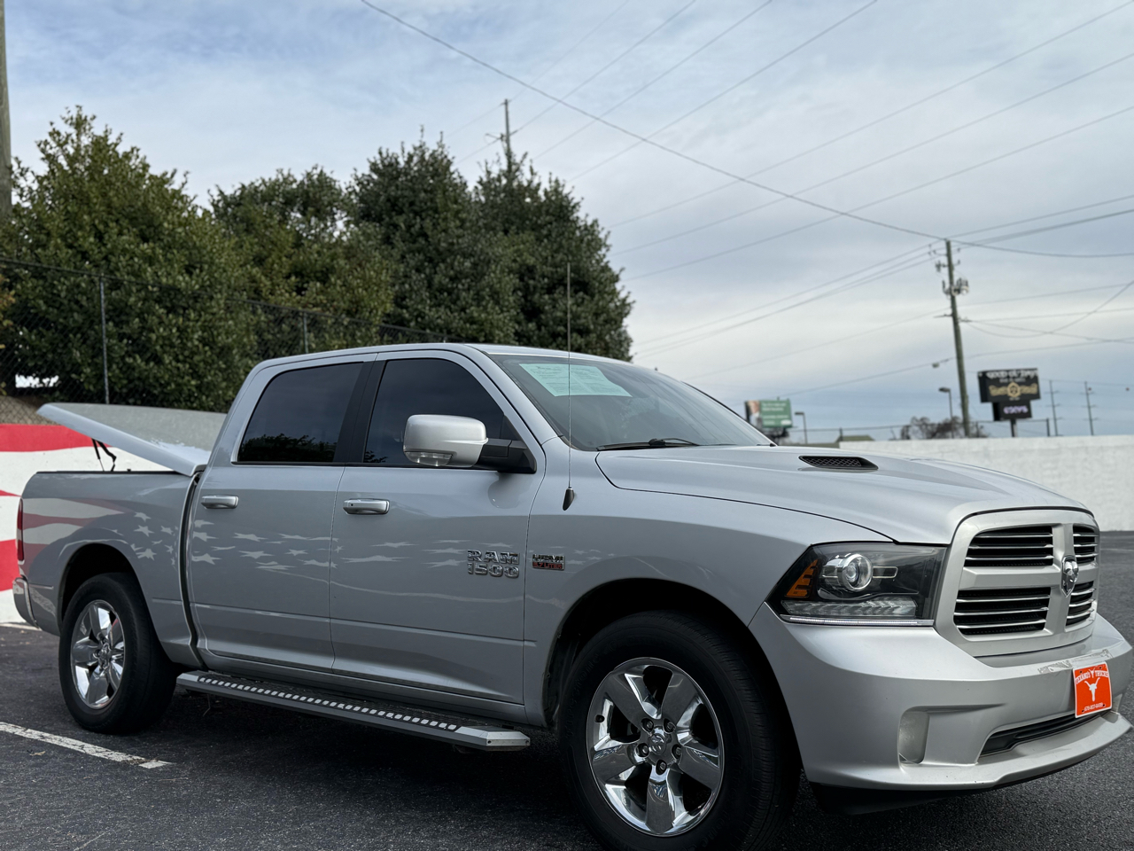 RAM 1500 Sport 4x2 Crew Cab 5'7" Box 2017