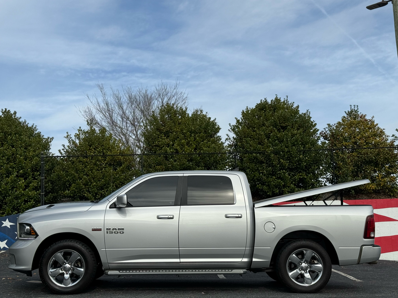 RAM 1500 Sport 4x2 Crew Cab 5'7" Box 2017