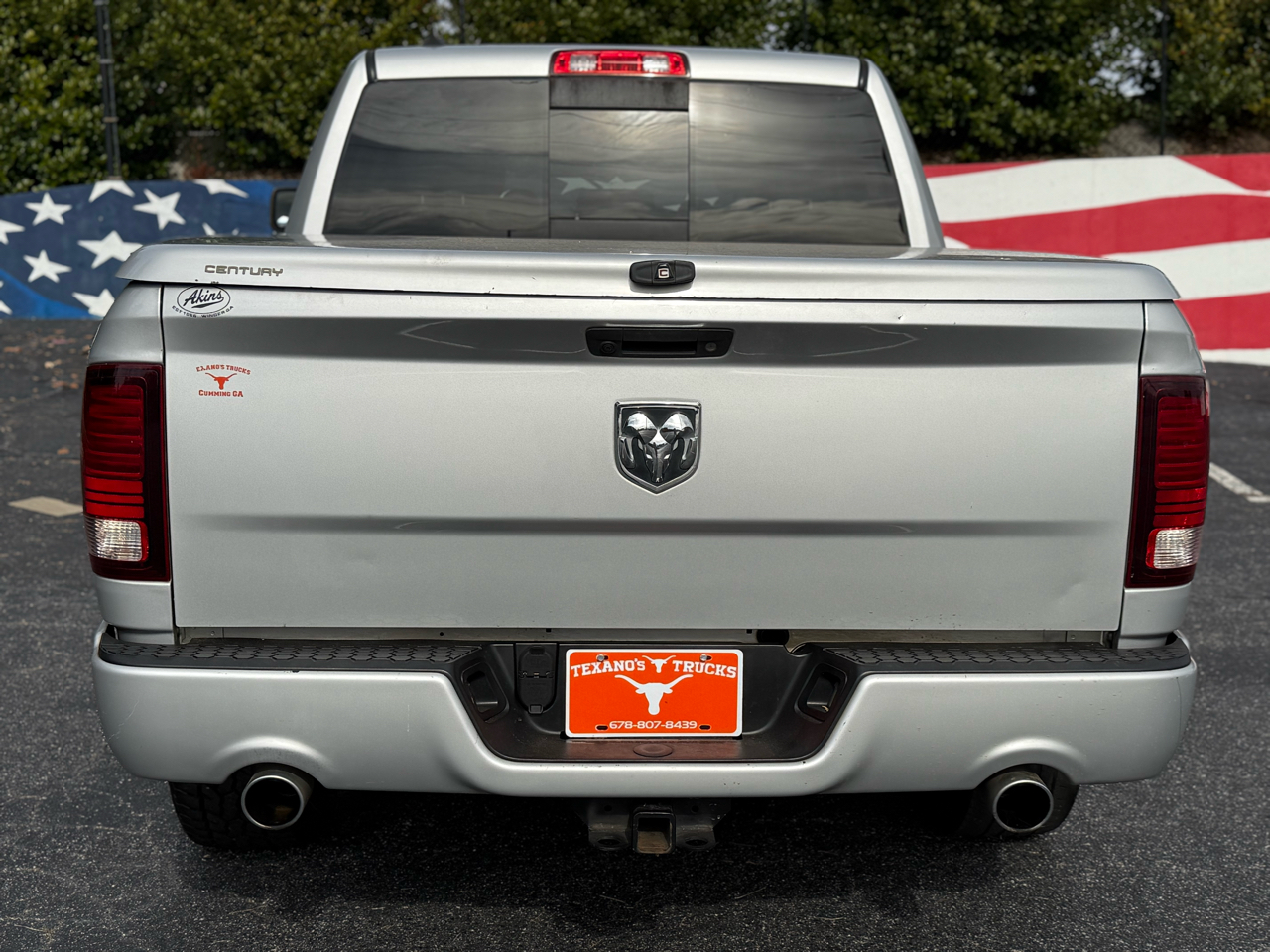 RAM 1500 Sport 4x2 Crew Cab 5'7" Box 2017