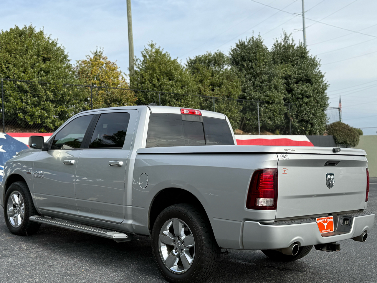 RAM 1500 Sport 4x2 Crew Cab 5'7" Box 2017