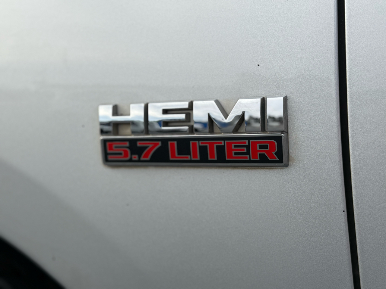 RAM 1500 Sport 4x2 Crew Cab 5'7" Box 2017