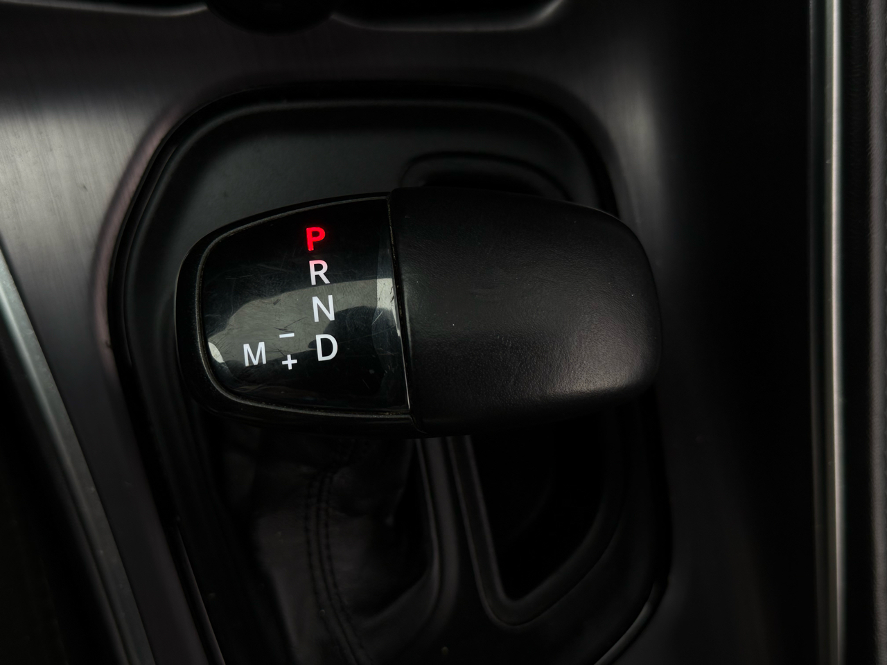 Dodge Challenger 2dr Cpe R/T 2015