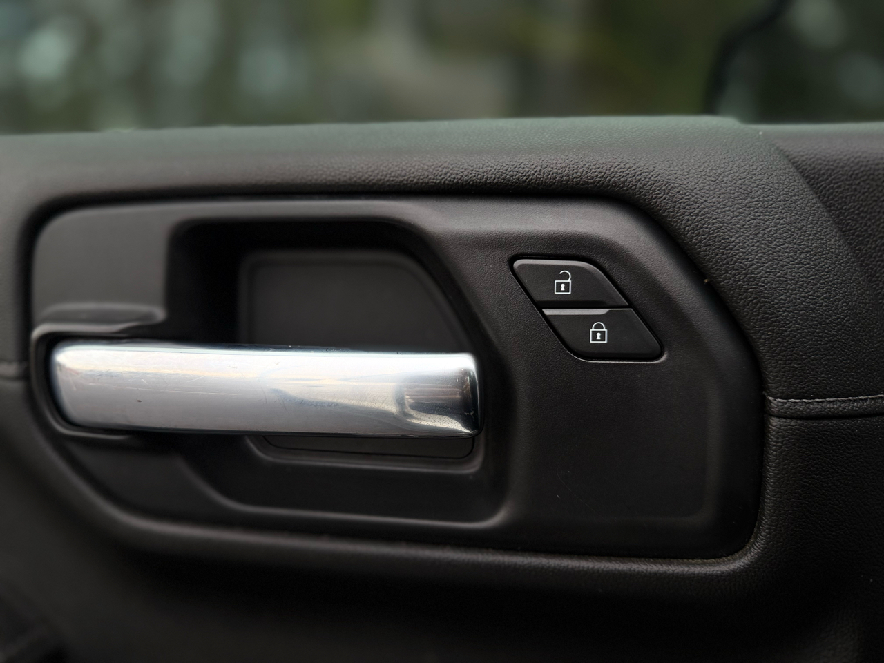 Chevrolet Silverado 1500 4WD Crew Cab 147" LT Trail Boss 2021