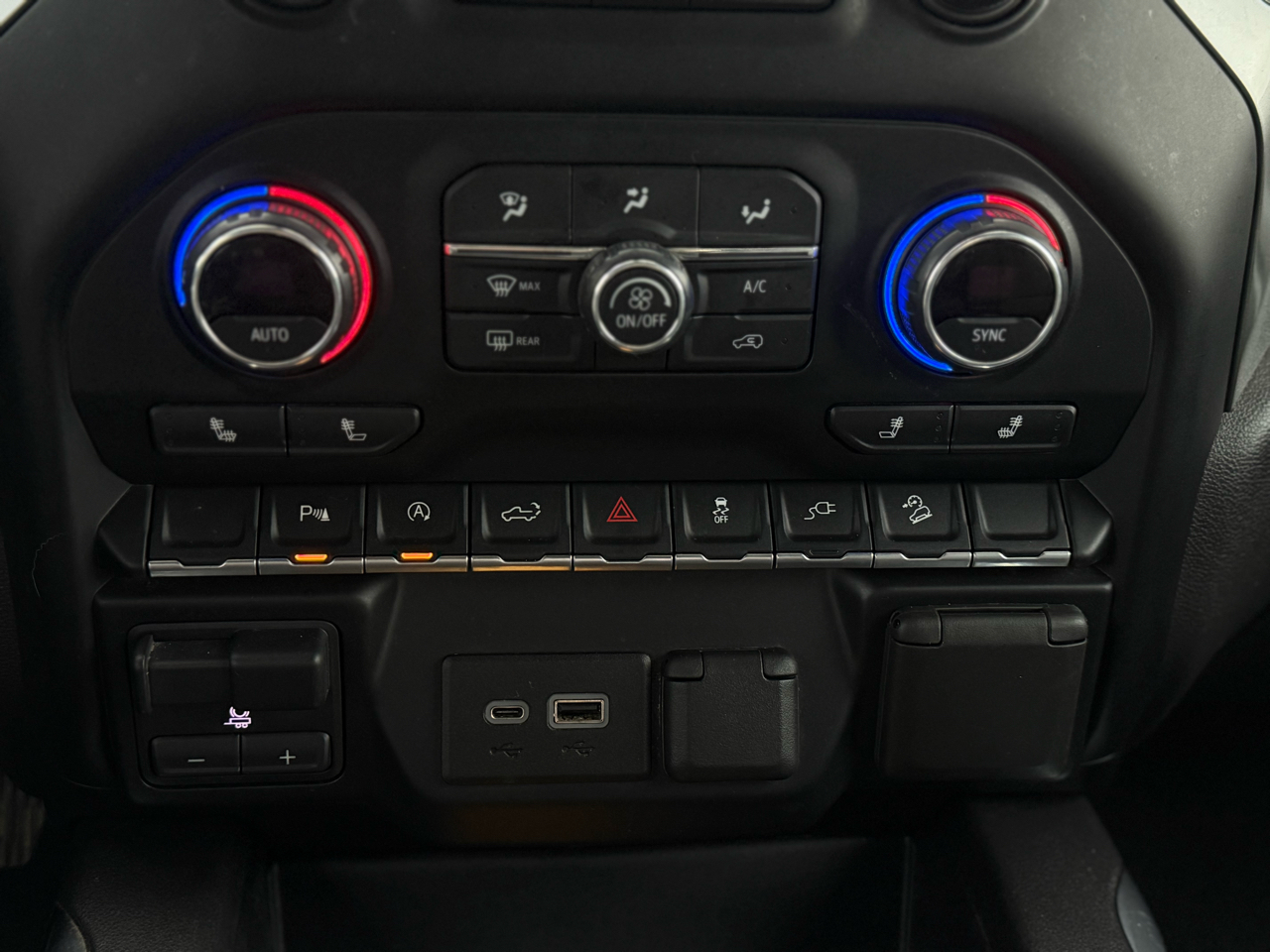 Chevrolet Silverado 1500 4WD Crew Cab 147" LT Trail Boss 2021