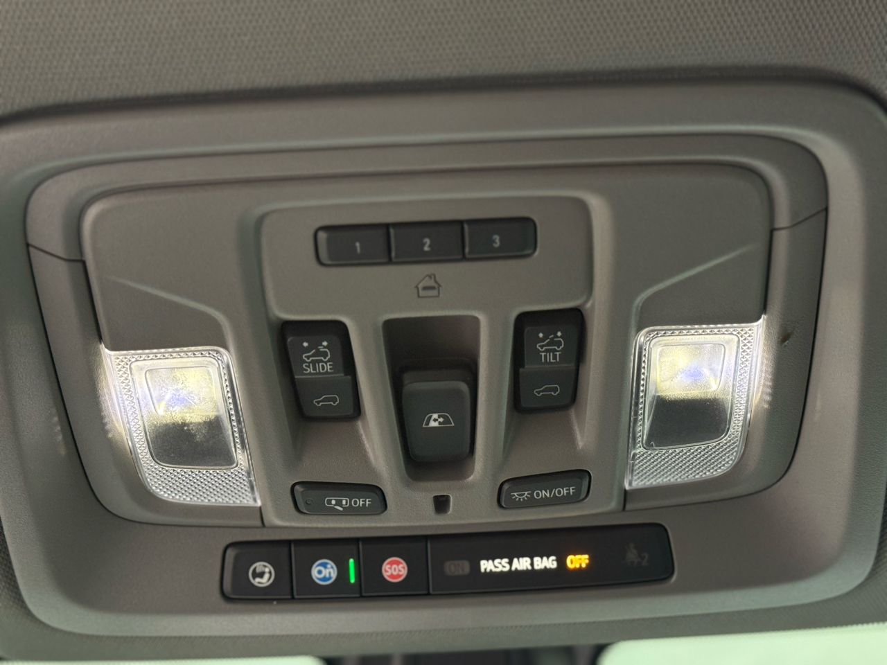 Chevrolet Silverado 1500 4WD Crew Cab 147" LT Trail Boss 2021