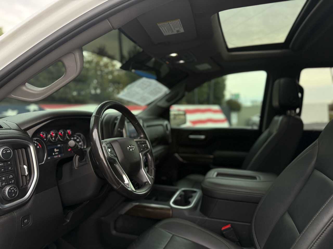 Chevrolet Silverado 1500 4WD Crew Cab 147" LT Trail Boss 2021