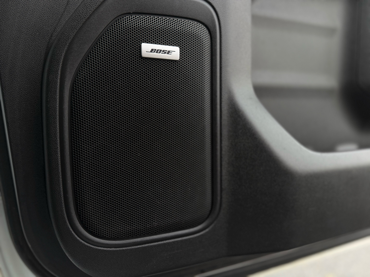 Chevrolet Silverado 1500 4WD Crew Cab 147" LT Trail Boss 2021