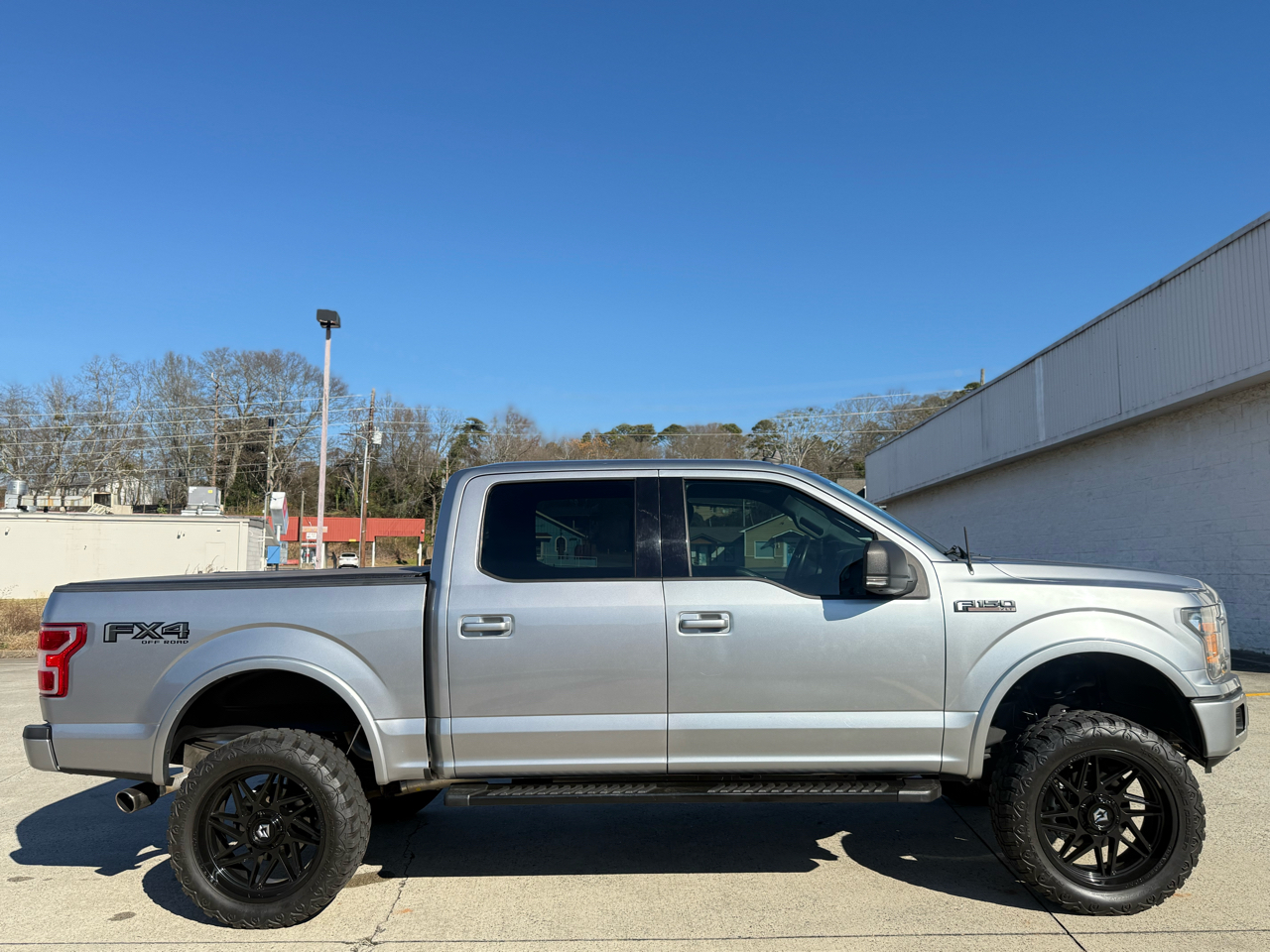 Ford F-150 FX4 SuperCrew 4WD 2020