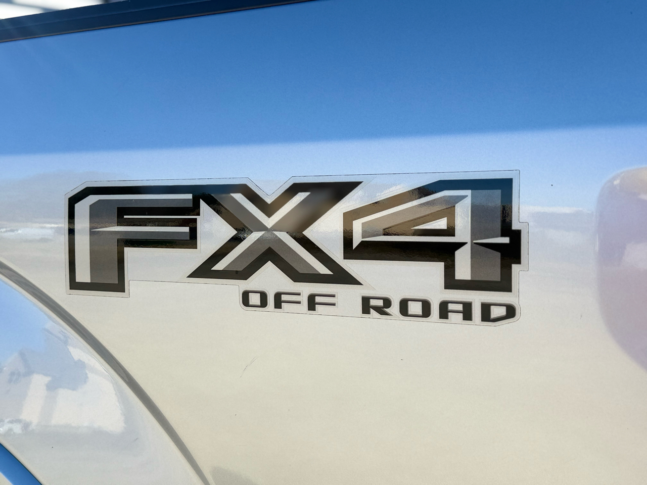 Ford F-150 FX4 SuperCrew 4WD 2020