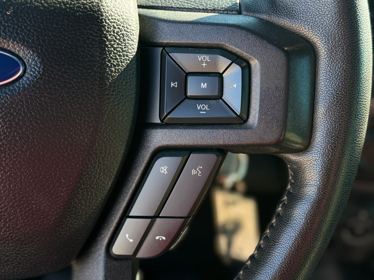 Ford F-150 FX4 SuperCrew 4WD 2020